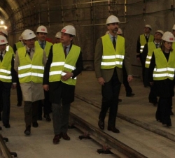 Su Alteza Real el Príncipe de Asturias recorre las obras de prolongación de la línea 9 del Metro de Madrid